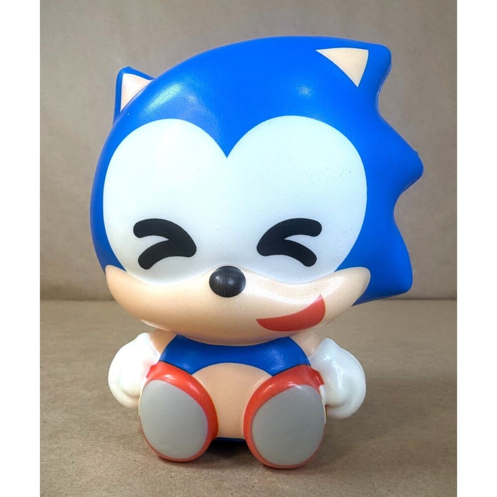 SEGA Sonic the Hedgehog Super Magic Squishy 14cm Foam Figure - Winking Variant